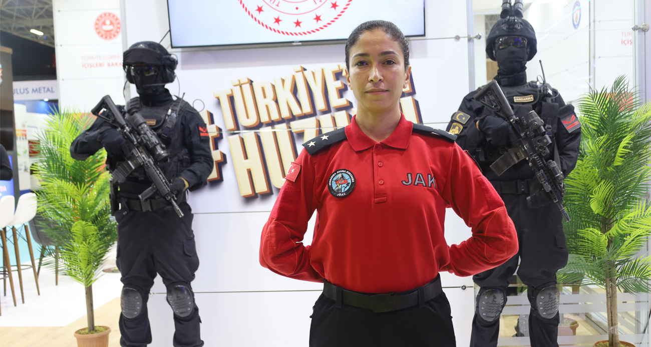 JANDARMA KOMANDO ÖZEL ASAYİŞ KOMUTANLIĞI EKİPLERİ ÜSTÜN YETENEKLERİYLE GÖZ DOLDURUYOR 