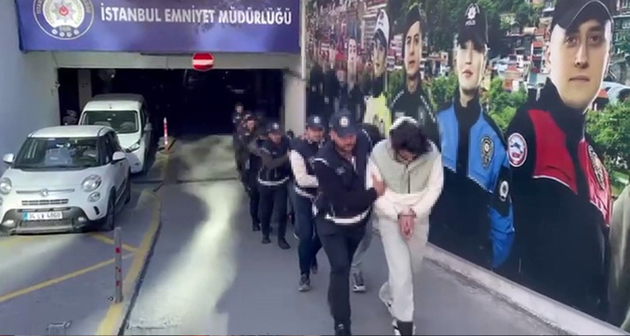 İSTANBUL’DA SAHTE PASAPORT ŞEBEKESİ ÇÖKERTİLDİ: 13 GÖZALTI
