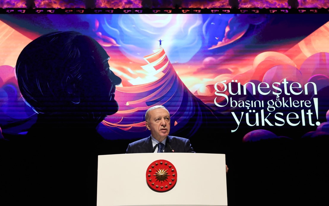 CUMHURBAŞKANI ERDOĞAN: "ÜSTADIN UĞRUNA ÖMRÜNÜ ADADIĞI GENÇLİK, KIZILELMA’YA UZANACAKTIR"