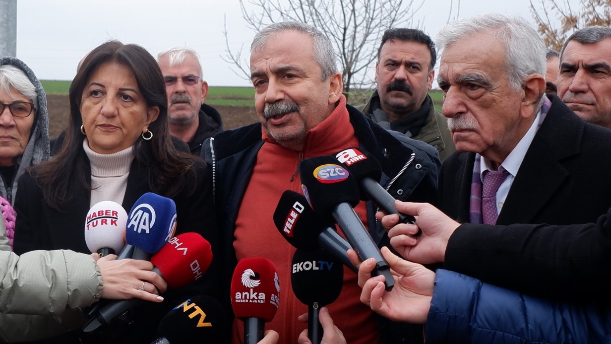 DEM PARTİ HEYETİ FİGEN YÜKSEKDAĞ İLE SEMRA GÜZEL’İ ZİYARET EDİYOR