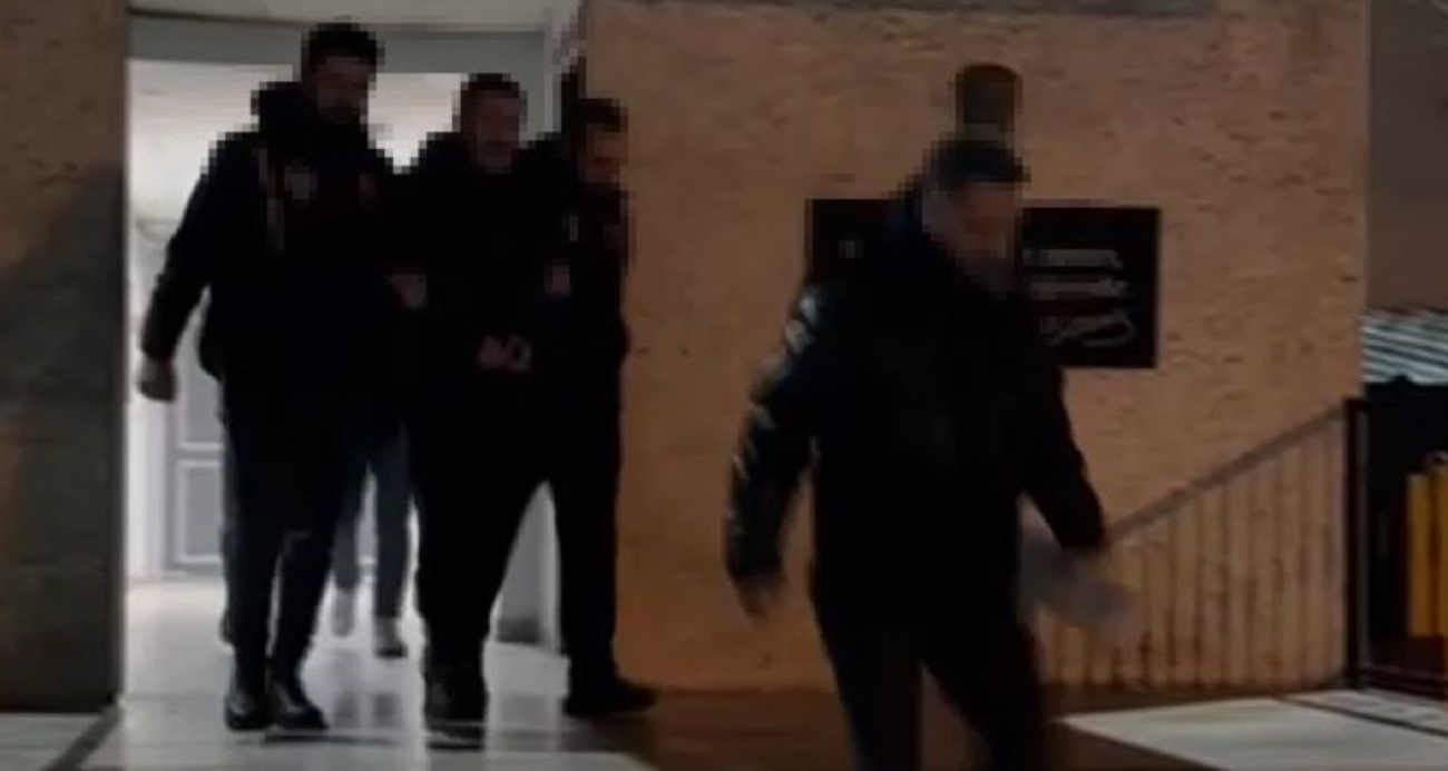 BAKIRKÖY’DE OKULA SİLAHLI SALDIRI
