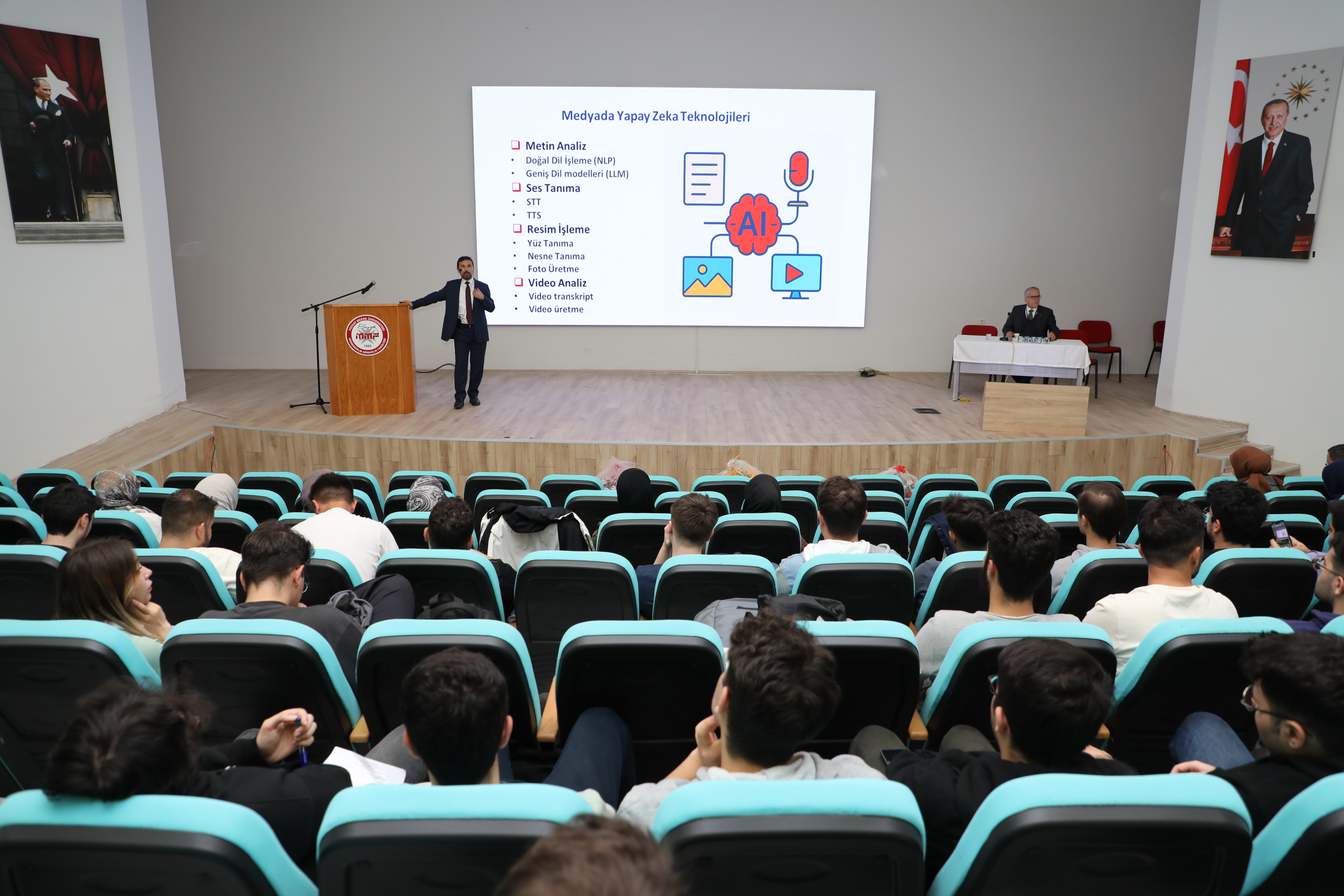 YOBÜ’DE AKADEMİSYEN VE UZMANLAR, ÜRETKEN YAPAY ZEKAYI TARTIŞTI