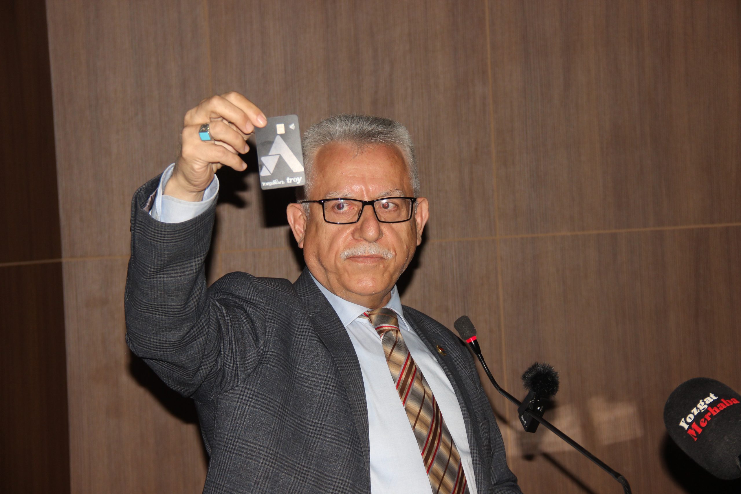 Başkan arslan ‘yozgat kart’ı tanıttı: ihtiyaç sahipleri canının istediğini alacak