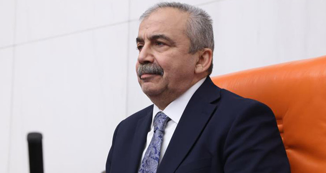 SIRRI SÜREYYA ÖNDER’İN CENAZESİ YARIN ZİNCİRLİKUYU MEZARLIĞI’NDA DEFNEDİLECEK