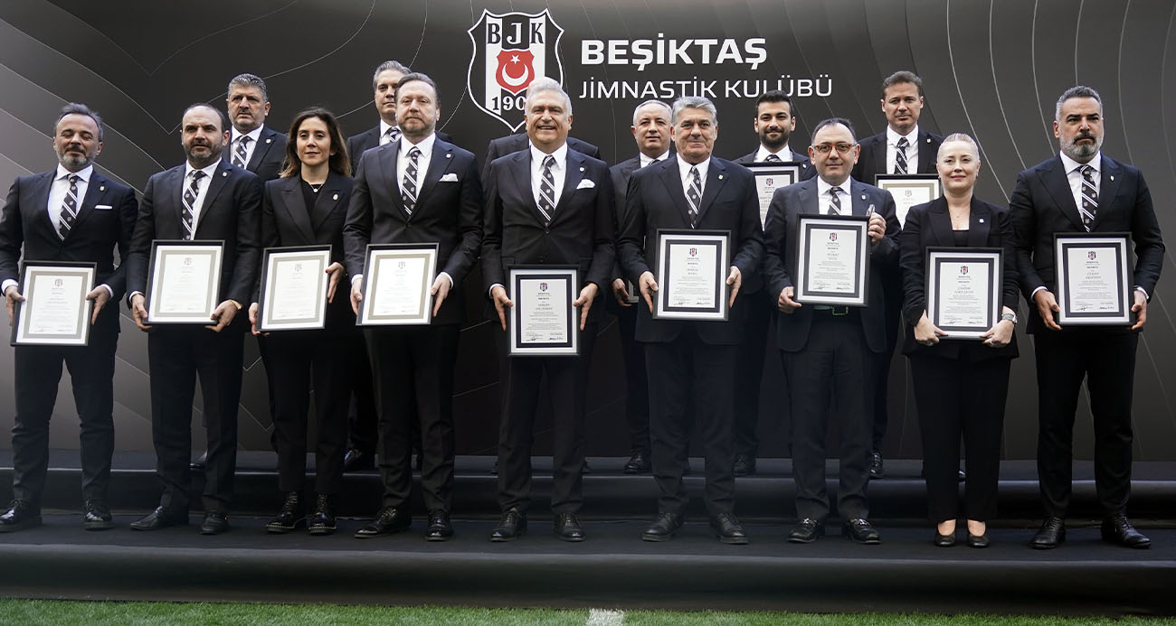 BEŞİKTAŞ’TA BAŞKAN SERDAL ADALI VE YÖNETİMİ, MAZBATALARINI ALDI