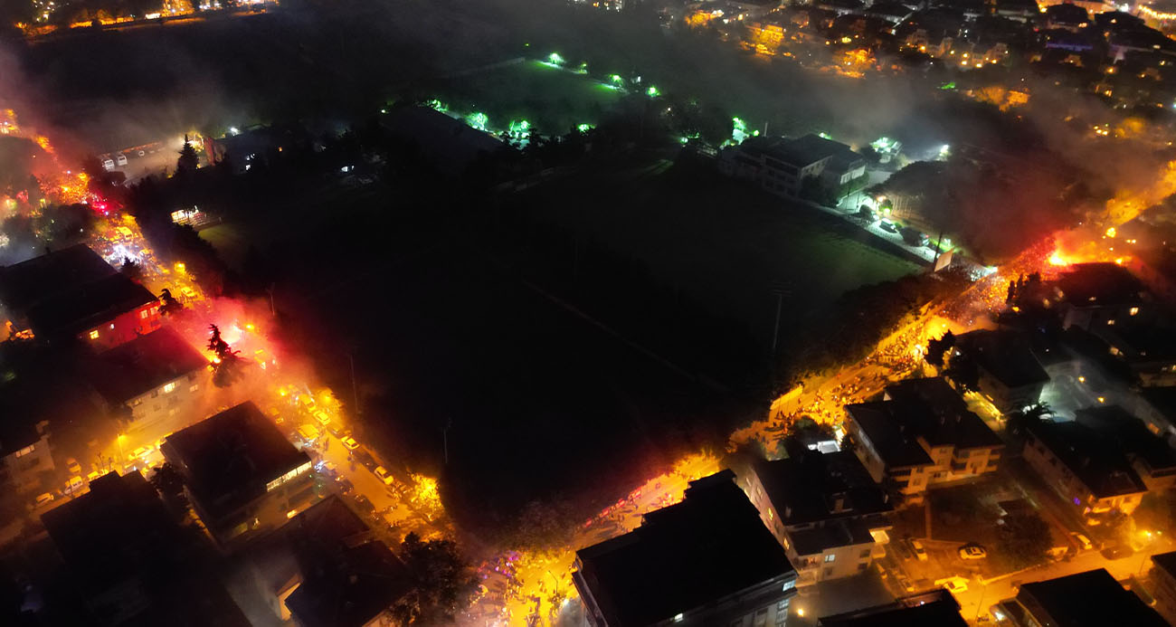 FLORYA’DA ŞAMPİYONLUK KUTLAMASI HAVADAN GÖRÜNTÜLENDİ