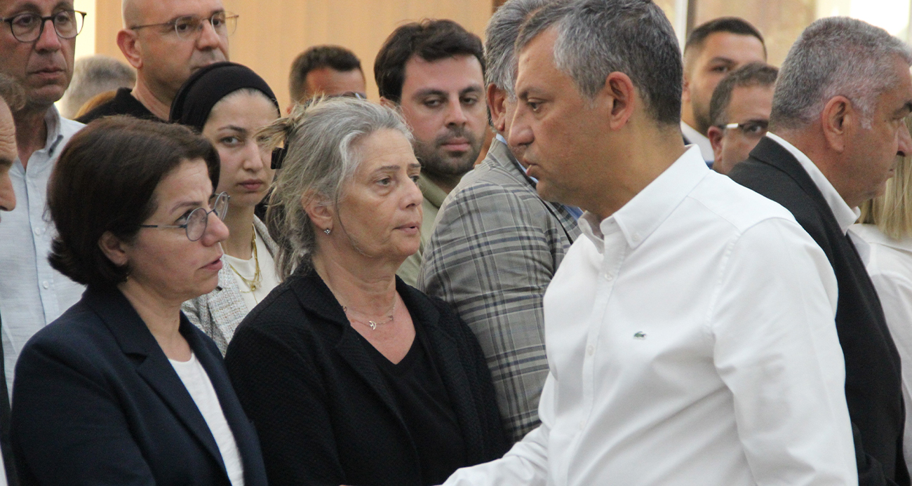 FERDİ ZEYREK İÇİN TAZİYE KABULÜNE BAŞLANDI