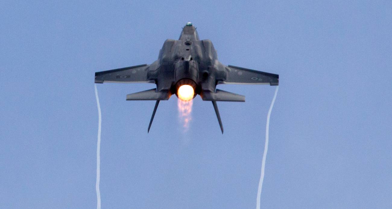 İRAN, İSRAİL’E AİT İKİ F-35 SAVAŞ UÇAĞINI İMHA ETTİ 