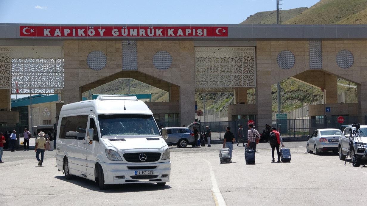 İRAN-İSRAİL ÇATIŞMASINDA 5’İNCİ GÜN: VAN’DA SINIRDA HAREKETLİLİK AZALDI 