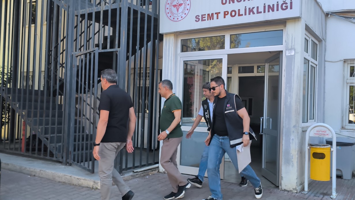 MANAVGAT BELEDİYE BAŞKANI KARA, EMNİYETE GÖTÜRÜLDÜ