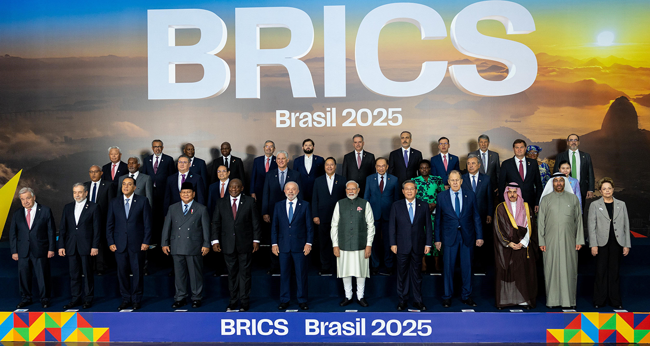 BAKAN FİDAN, BRICS LİDERLER ZİRVESİ'NDE AİLE FOTOĞRAFI ÇEKTİRDİ