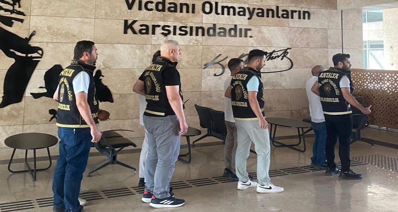 TAPUDA SAHTE KİMLİKLE SATIŞ GİRİŞİMİ: 4 KİŞİ TUTUKLANDI
