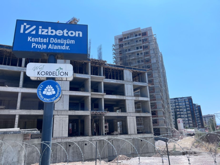 BELEDİYEYE GÜVENDİLER, EVSİZ KALDILAR