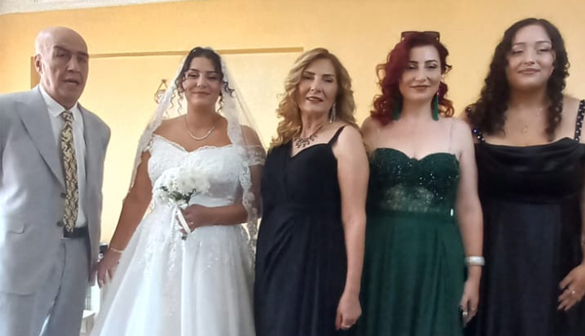 KARSLIOĞLU AİLESİNİN EN MUTLU GÜNÜ