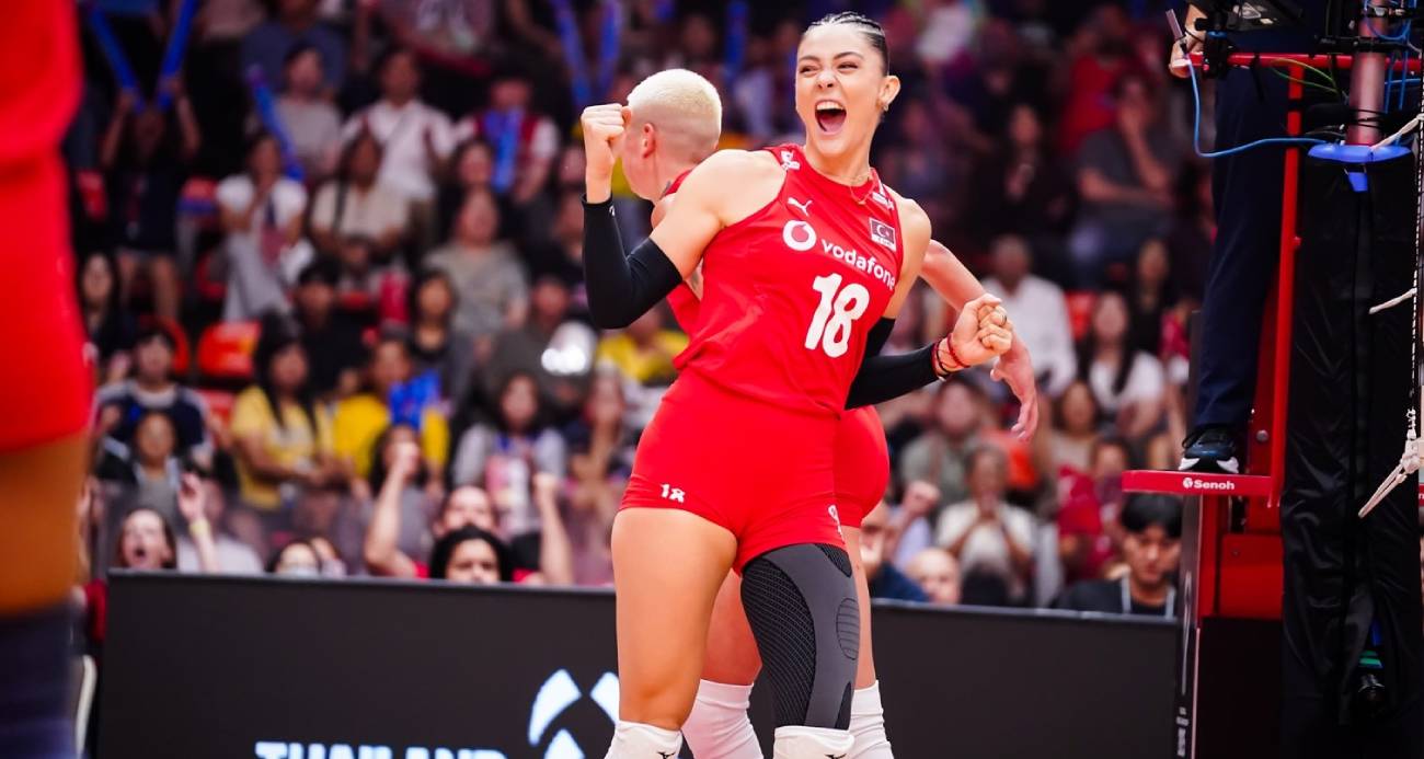 A MİLLİ KADIN VOLEYBOL TAKIMI, DÜNYA ŞAMPİYONASI’NDA TARİHİNDE İLK KEZ YARI FİNALDE 