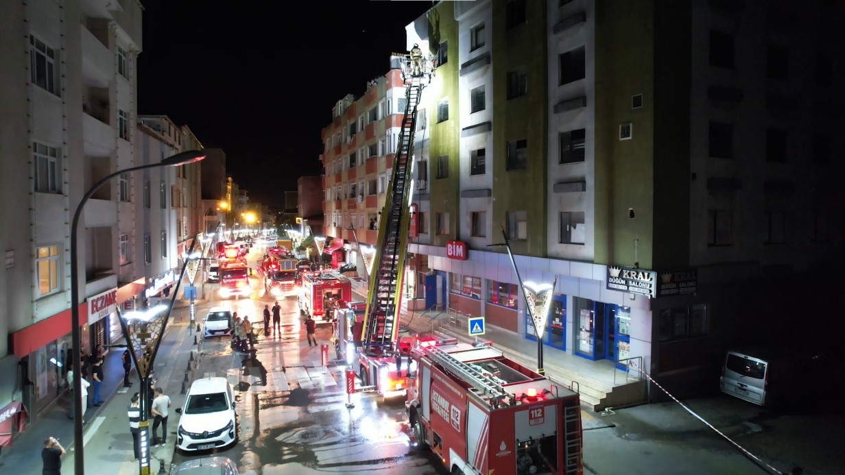 TEKSTİL ATÖLYESİNDE YANGIN PANİĞİ 