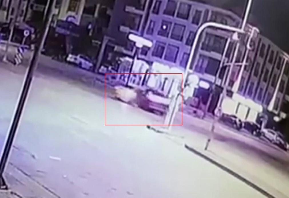 ANKARA’DA TAKSİ İLE OTOMOBİL ÇARPIŞTI: 1 ÖLÜ, 1 AĞIR YARALI