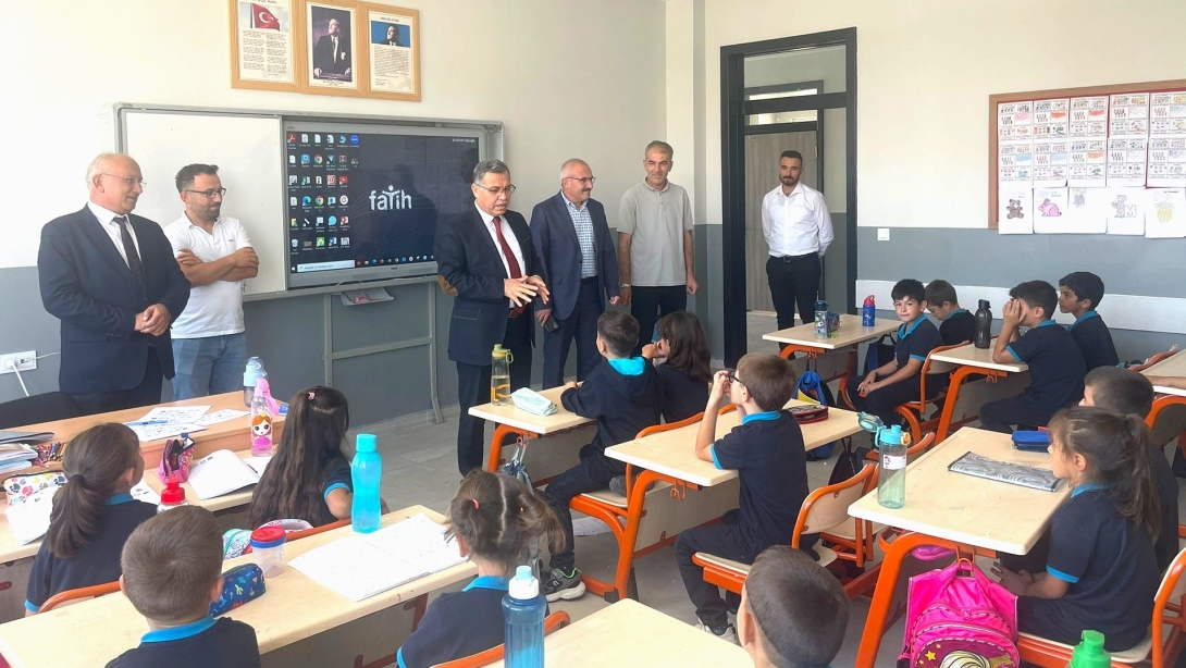 MİLLİ EĞİTİM MÜDÜRÜ ALTINKAYNAK  SORGUNDA BAZI OKULLARI DENETLEDİ