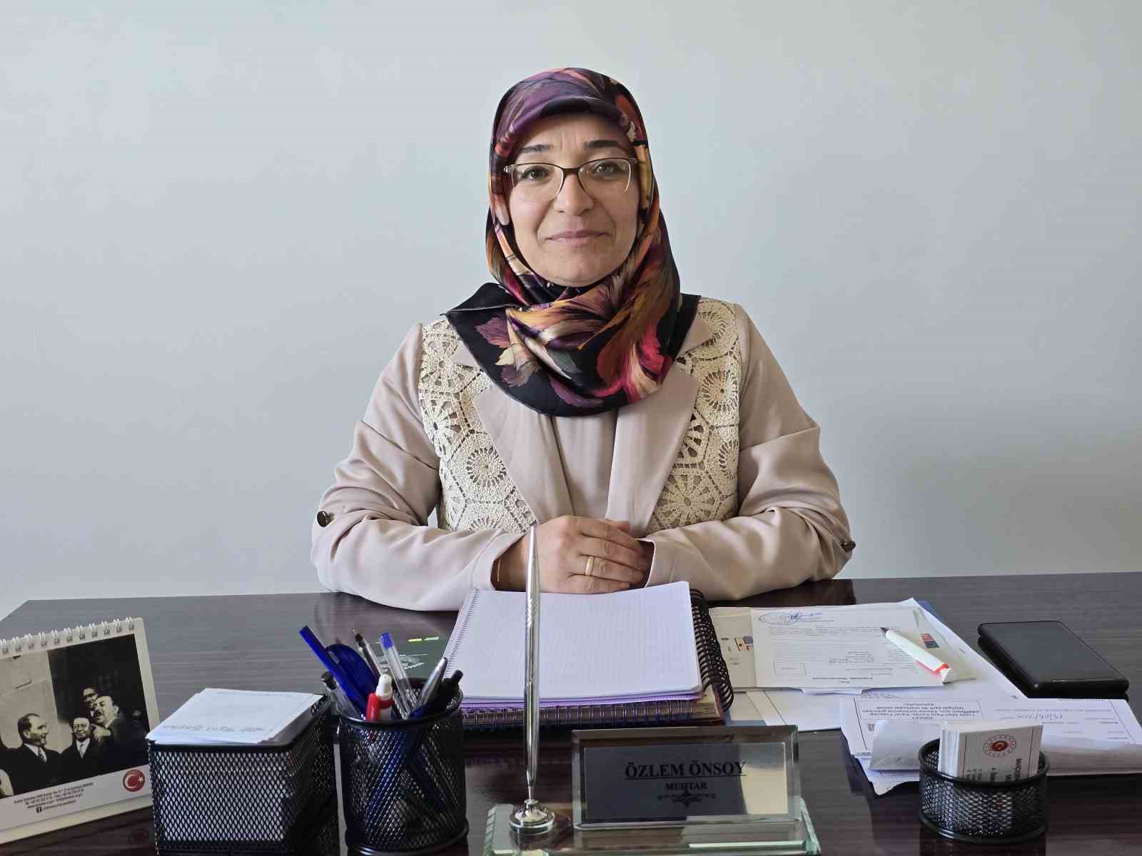 ERKEKLERE YAKIŞTIRILAN MUHTARLIK MESLEĞİNİN, YOZGAT’TAKİ İKİ KADIN TEMSİLCİSİNDEN BİRİ