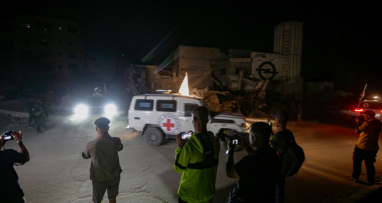 İSRAİL, HAMAS’TAN 2 İSRAİLLİ REHİNENİN DAHA CESEDİNİ TESLİM ALACAK