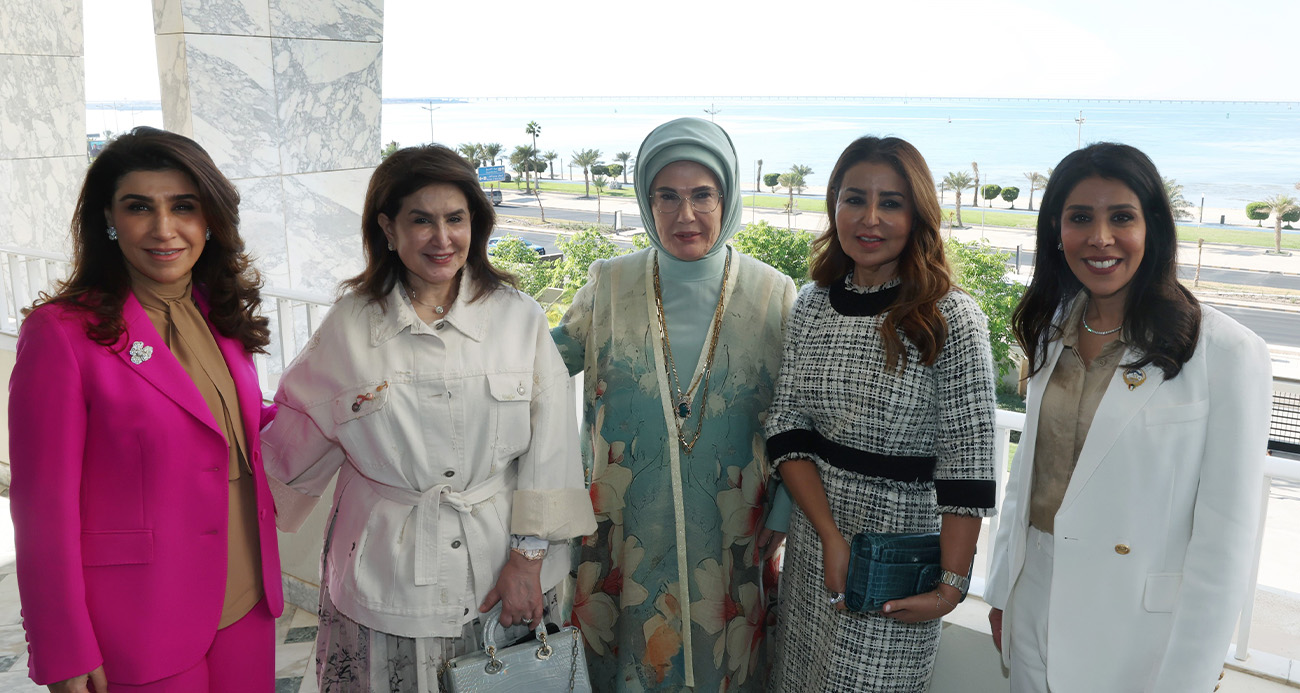 EMİNE ERDOĞAN, KUVEYT'TE AL SALAM SARAYI MÜZESİ'Nİ ZİYARET ETTİ