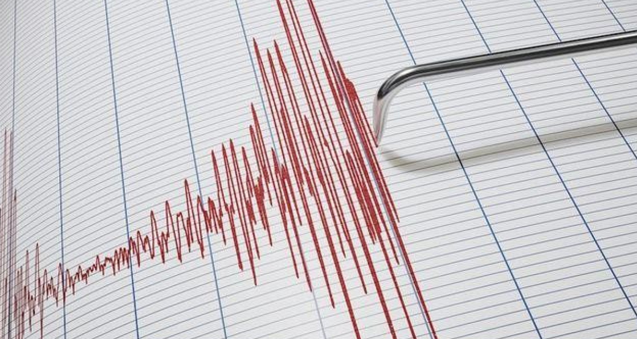 AKDENİZ’DE 4.5 BÜYÜKLÜĞÜNDE DEPREM