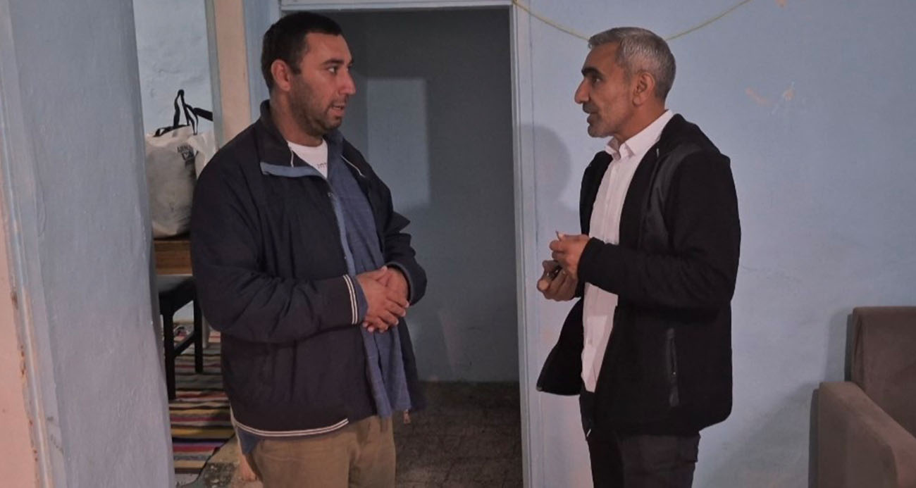 MERSİN’DEN İSTANBUL’A UZANAN BURUK BİR HAYAT HİKAYESİ: ANNESİNİN KABUL ETMEDİĞİ ENGELLİ ADAMA MUHTAR SAHİP ÇIKTI