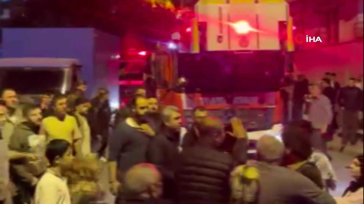 BAĞCILAR’DA BİNANIN BODRUM KATINDA PATLAMA: YARALILAR VAR