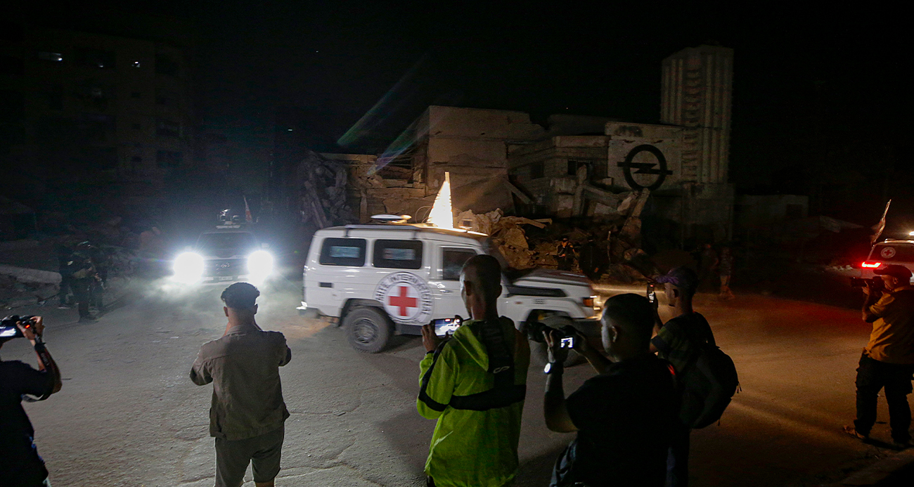 HAMAS 1 ESİRİN DAHA CENAZESİNİ İSRAİL’E TESLİM ETTİ