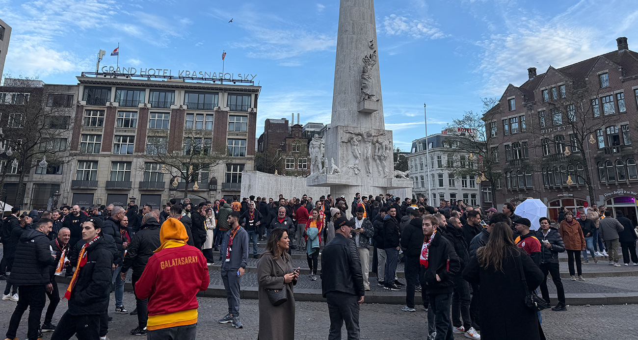 TARAFTARLARDAN DAM MEYDANI&#039;NDA GALATASARAY&#039;A COŞKULU DESTEK 