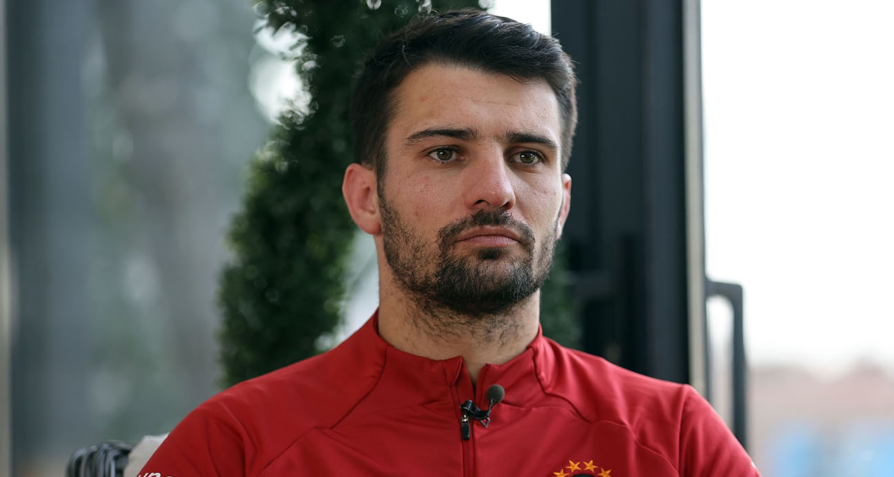 LEO DUBOİS FUTBOLU BIRAKTI