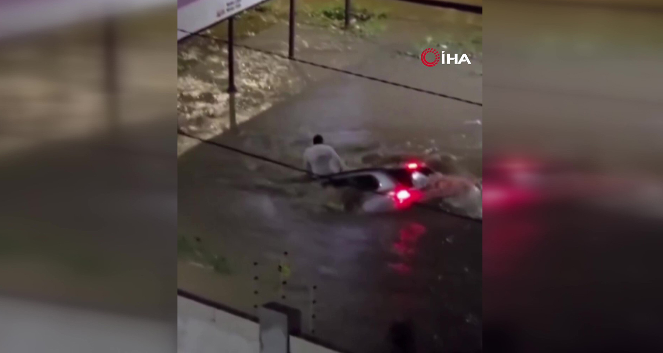 BREZİLYA’DA BİR SÜRÜCÜ ARACIYLA SELE KAPILDI 