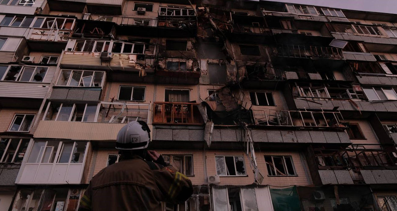 RUS ORDUSUNDAN KİEV&#039;E YOĞUN SALDIRI: 3 ÖLÜ, 26 YARALI 