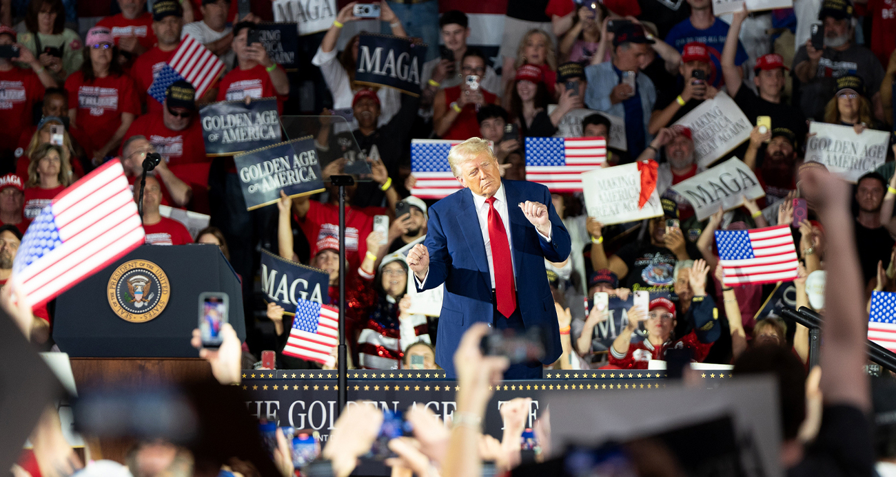 TRUMP ALEYHİNDEKİ 2020 BAŞKANLIK SEÇİMİ’NE MÜDAHALE DAVASI DÜŞÜRÜLDÜ 