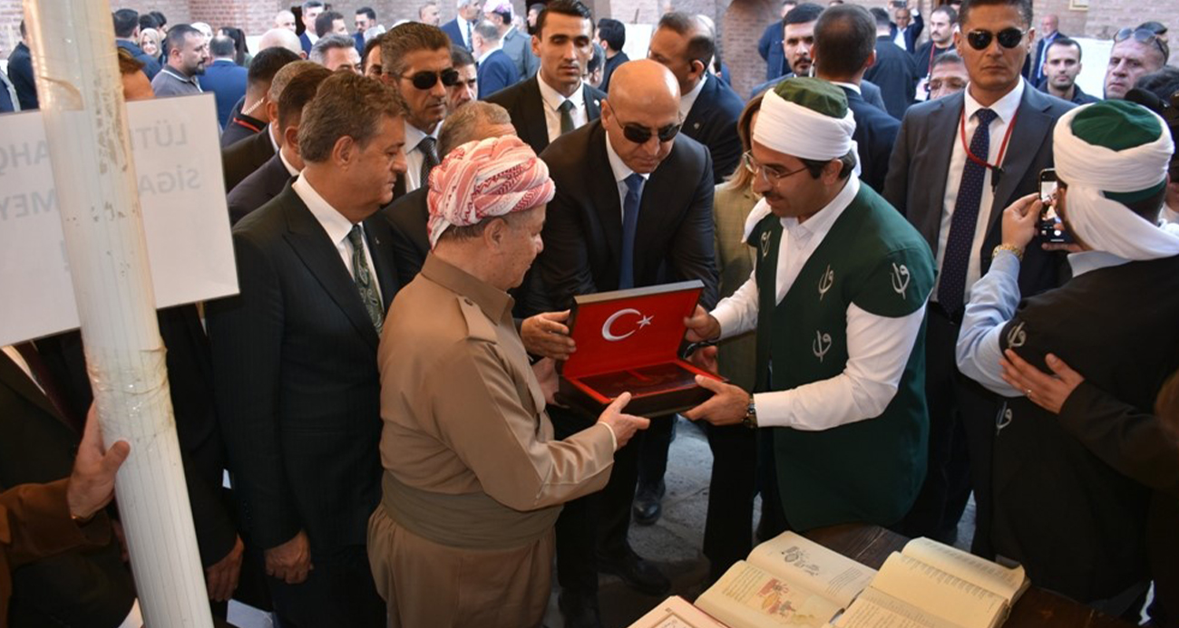 KDP LİDERİ MESUT BARZANİ, CİZRE’DE TARİHİ MEKANLARI GEZDİ 