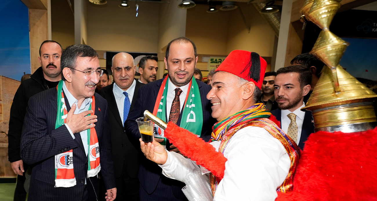 CUMHURBAŞKANI YARDIMCISI YILMAZ: &QUOT;DİYARBAKIR BİR MEDENİYETLER ŞEHRİ&QUOT; 