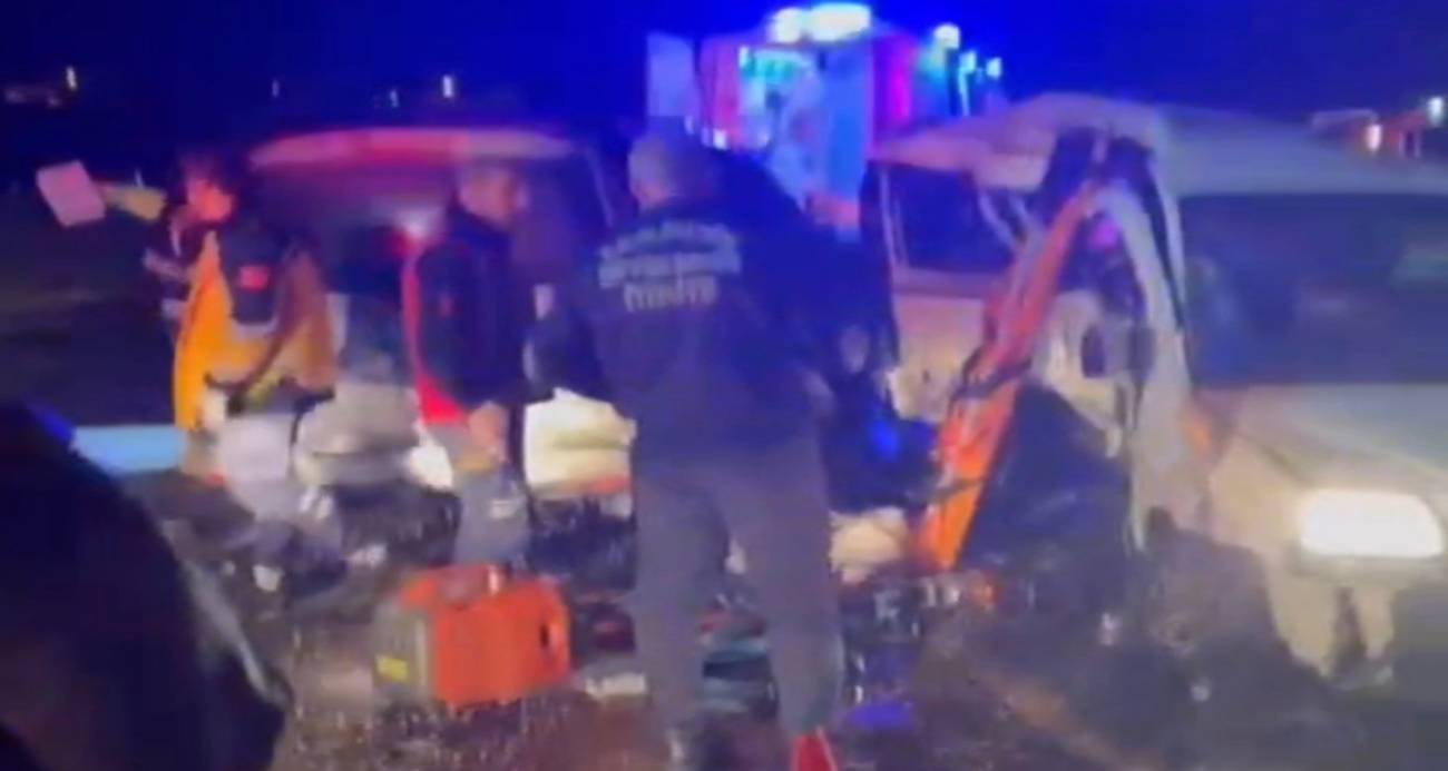 MARDİN’DE ZİNCİRLEME KAZA: 4 ÖLÜ, 5 YARALI 