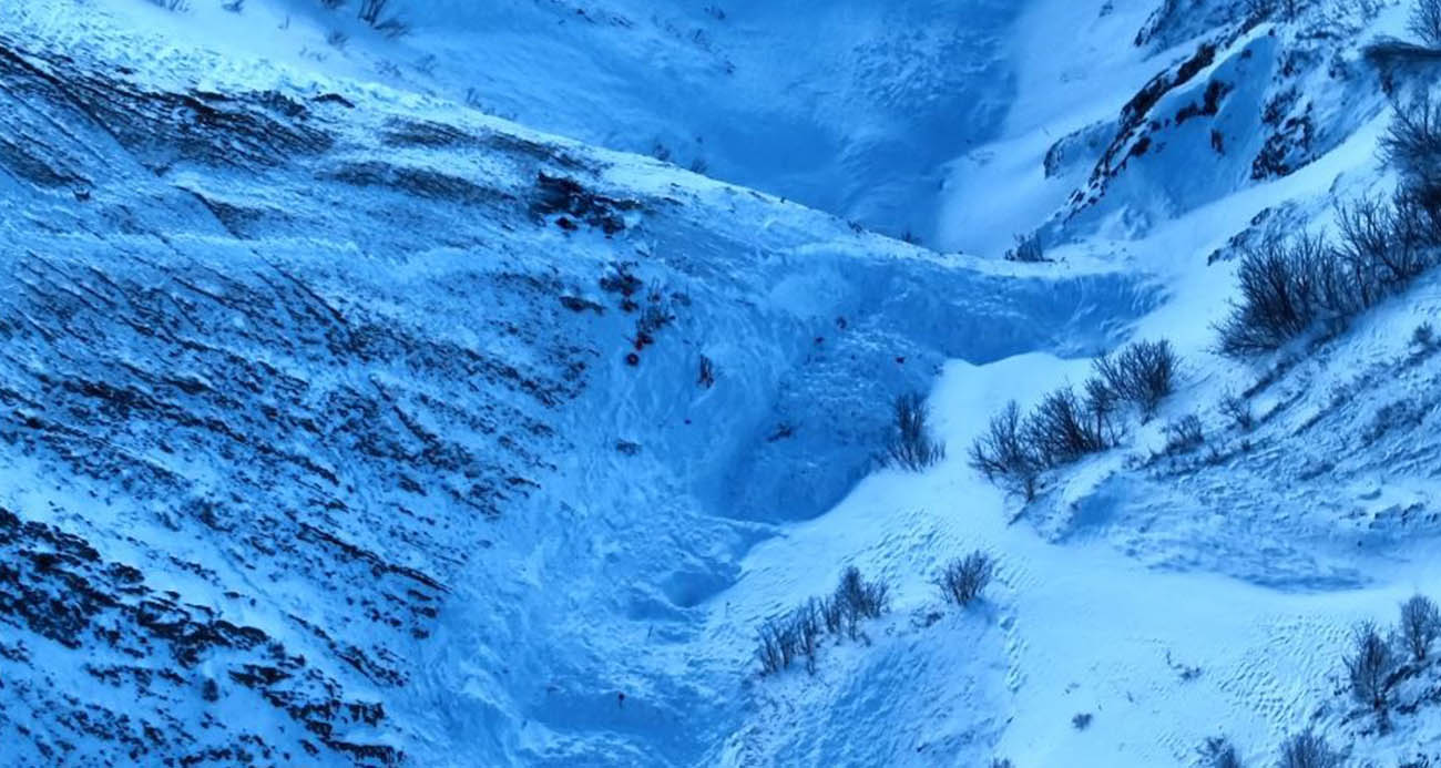 ARTVİN’DE ÇIĞ BÖLGESİNDE YENİ ÇIĞLAR YAŞANIYOR 