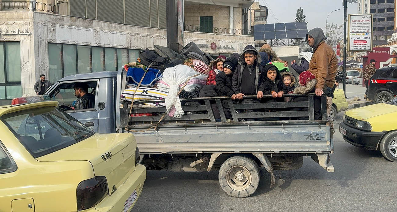 HALEP’TE SİVİLLER BOMBALARIN ALTINDA TAHLİYE EDİLİYOR 