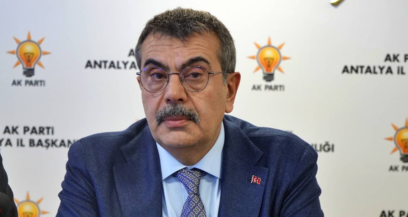 MİLLİ EĞİTİM BAKANI TEKİN: &QUOT;BUGÜN, 1994’TEKİ İSKİ SKANDALININ DAHA BÜYÜĞÜNE ŞAHİT OLUYORUZ&QUOT; 