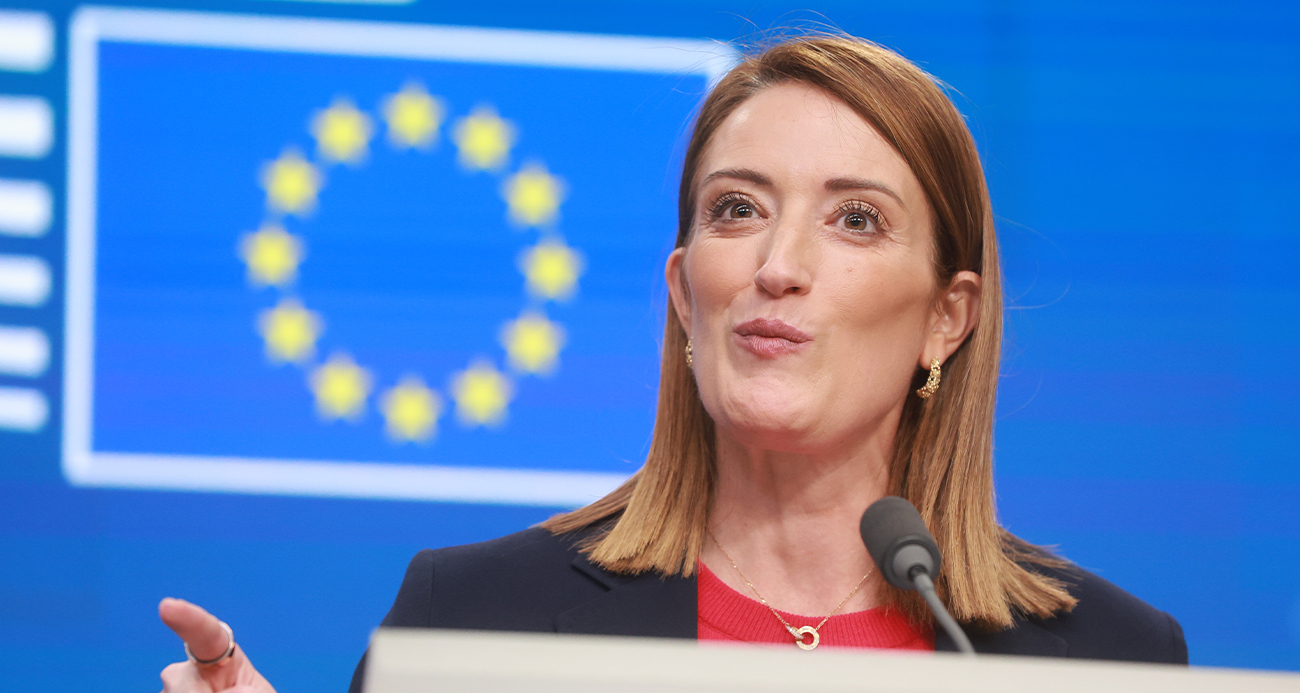 İRANLI DİPLOMATLARIN AVRUPA PARLAMENTOSU BİNALARINA GİRİŞİ YASAKLANDI 