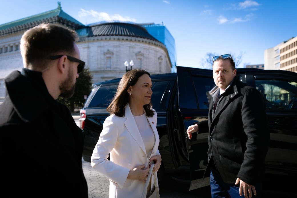 TRUMP, VENEZUELA MUHALEFET LİDERİ MACHADO İLE BEYAZ SARAY'DA BİR ARAYA GELDİ 