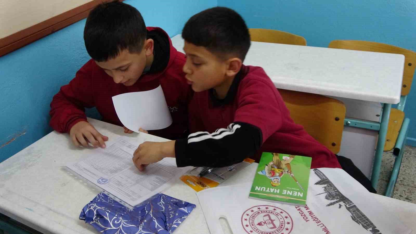 YOZGAT’TA 65 BİN 505 ÖĞRENCİ KARNE SEVİNCİ YAŞADI 