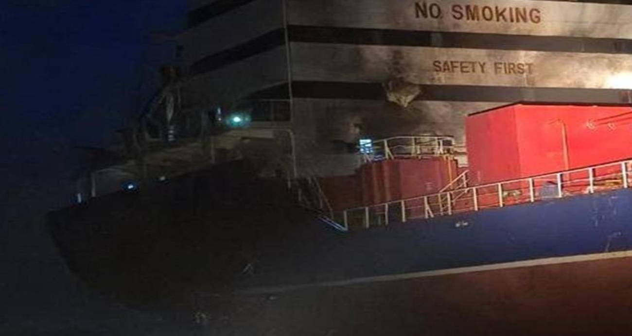 ODESSA'DA RUSYA'NIN SALDIRISINDA TÜRK GEMİSİNİN İSABET ALDIĞI ANLARA İLİŞKİN GÖRÜNTÜLER ORTAYA ÇIKTI 