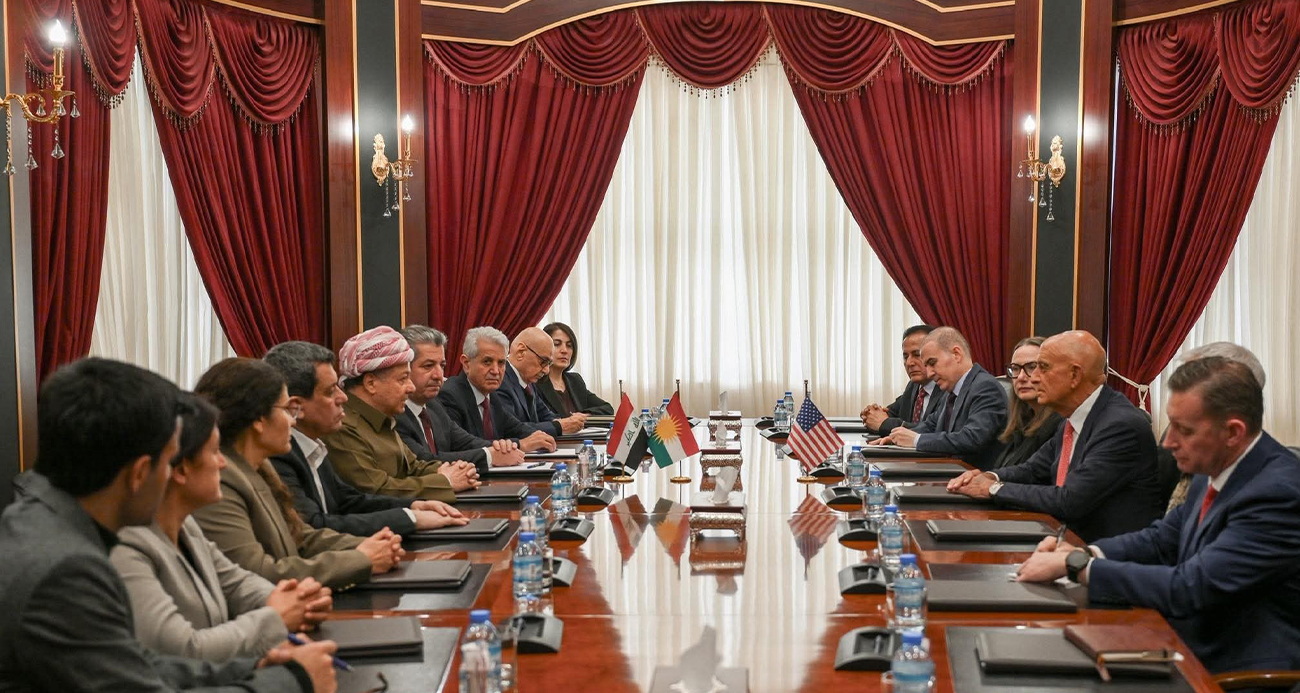 ABD’NİN SURİYE ÖZEL TEMSİLCİSİ BARRACK, ERBİL’DE TERÖR ÖRGÜTÜ SDG ELEBAŞI ABDİ İLE BİR ARAYA GELDİ 