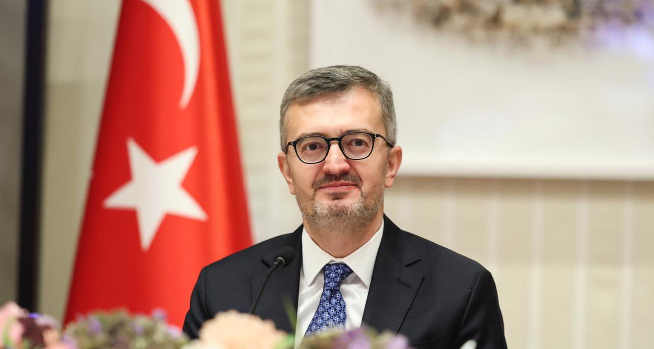 İLETİŞİM BAŞKANI DURAN: &QUOT;KAMU DİPLOMASİSİ İLETİŞİMİN SİLAH GİBİ KULLANILDIĞI BİR ÇAĞDA ÇOK KRİTİK&QUOT; 