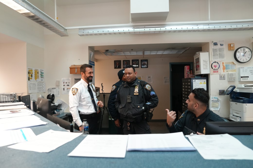 ABD'DE BİR İLK: TÜRK POLİS HAMMUTOĞLU, NEW YORK METRO YÖNETİMİNDE 