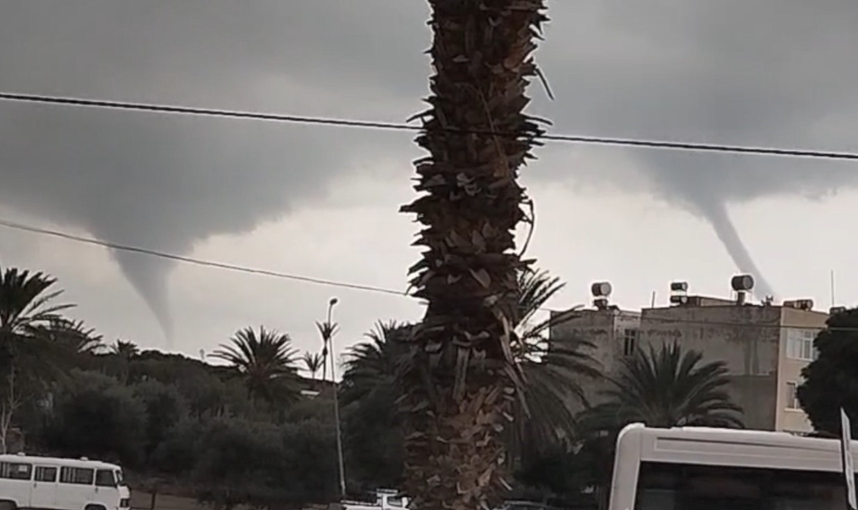 AKDENİZ’DE ÇİFTE HORTUM