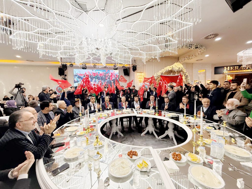 YOZGATLI 4 MİLLETVEKİLİ ARABAŞI MASASINDA BİRARAYA GELDİ