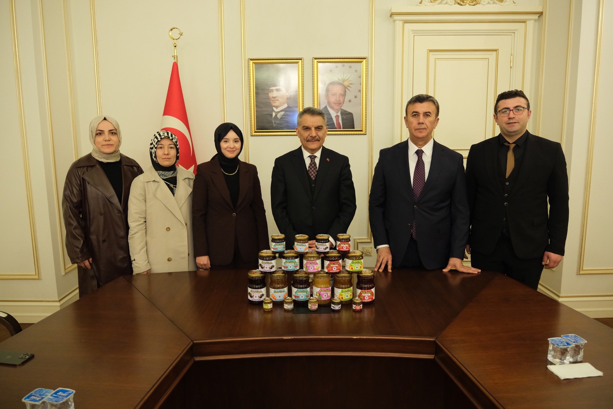 KADIŞEHRİ KADIN GİRİŞİMİ  KOOPERATİFİ REÇEL ÜRETİMİNE BAŞLADI